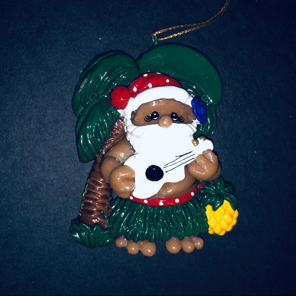 Hawaïenne Santa ornament, bought in Waikiki - Picture 3 of 8